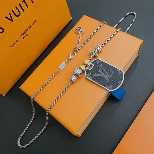 LV Necklace 11lyh235